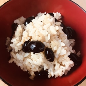 煎り黒豆の炊き込みご飯♪香ばしく簡単！